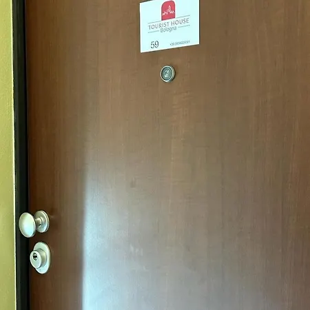 59 Tourist House Lame - Self Check-in Μπολόνια