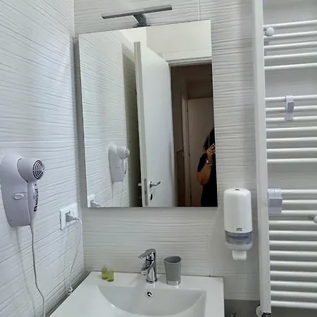 59 Tourist House Lame - Self Check-in * Bologna