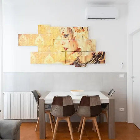 아파트 59 Tourist House Lame - Self Check-in 볼로냐